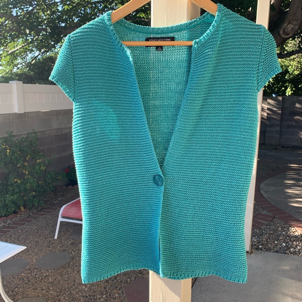 Jones New York Collection turquoise short sleeves one button cardigan size M